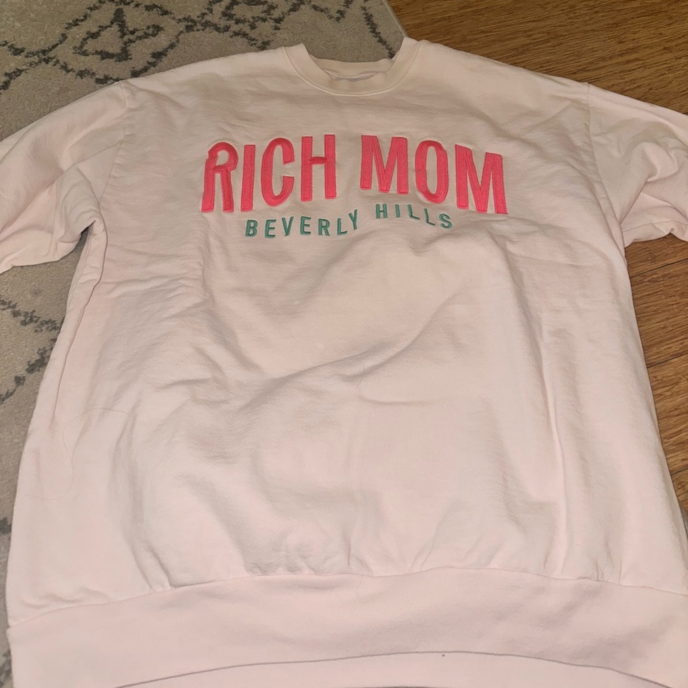 Pink Crew Neck Sweater with Soft Texture
